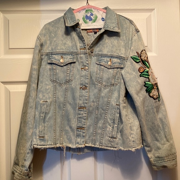 Distressed denim jacket with sequin appliqué - Picture 2 of 6